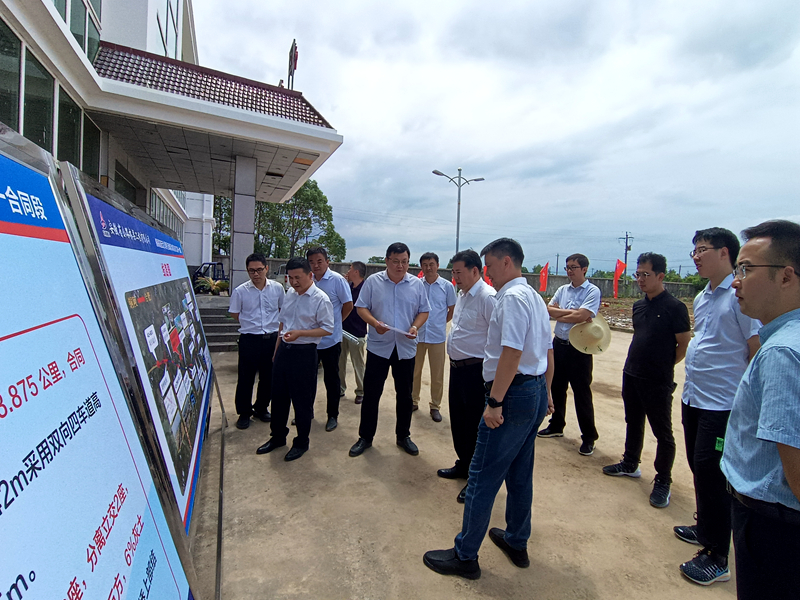 省鐵投公司副總經(jīng)理、蕪銅公路公司、皖江公司董事長劉允超一行到銅商高速項目調(diào)研指導工作1